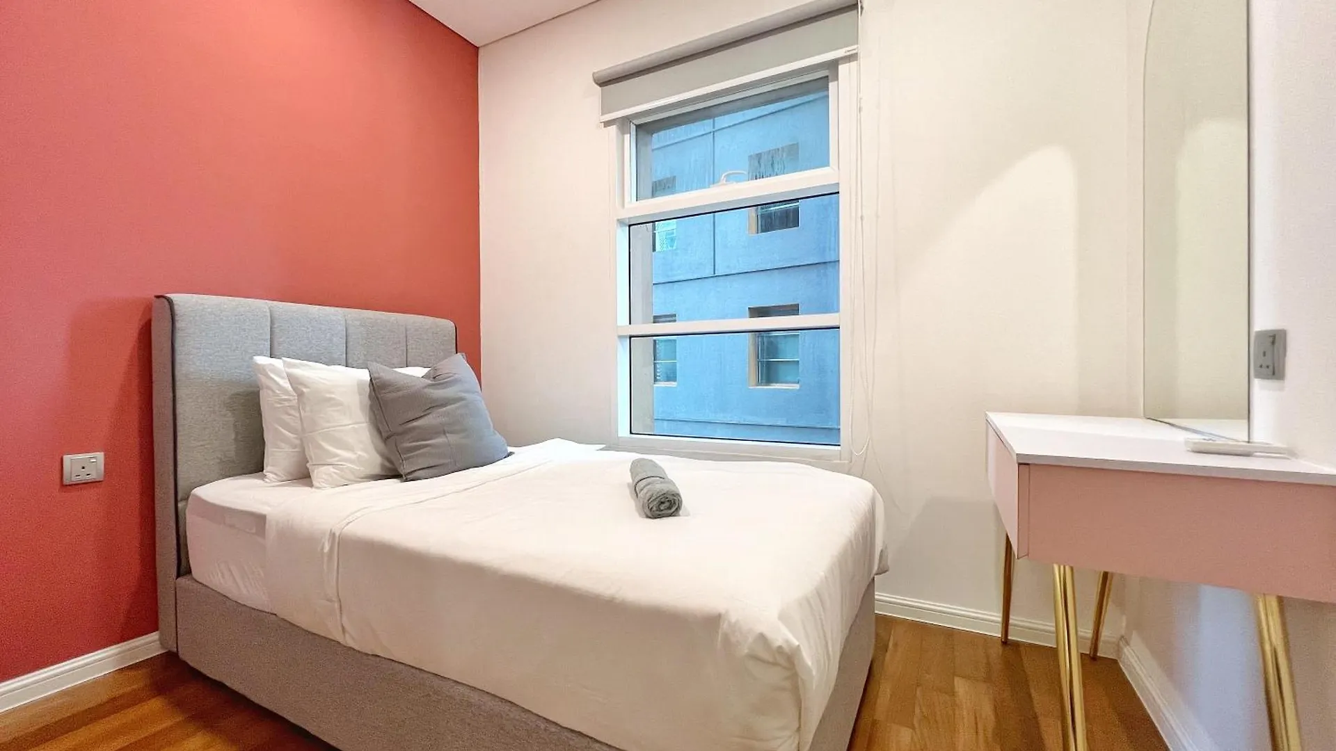 Sky Suites Blush 3Br Suite At Klcc Kuala Lumpur 0*,