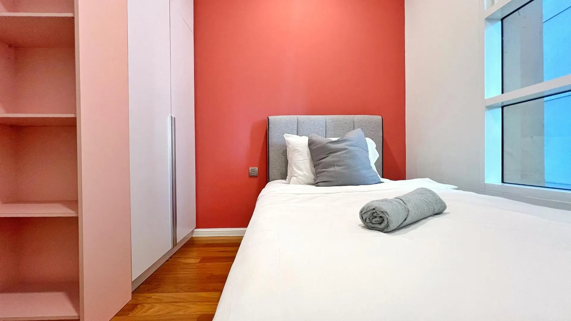 Sky Suites Blush 3Br Suite At Klcc Kuala Lumpur Apartment